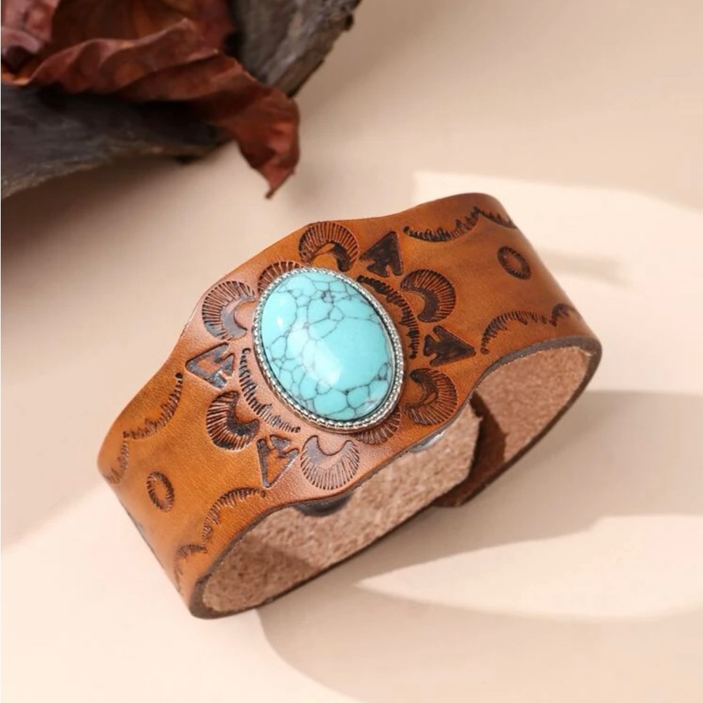 Leather (PU) oval stone bracelet